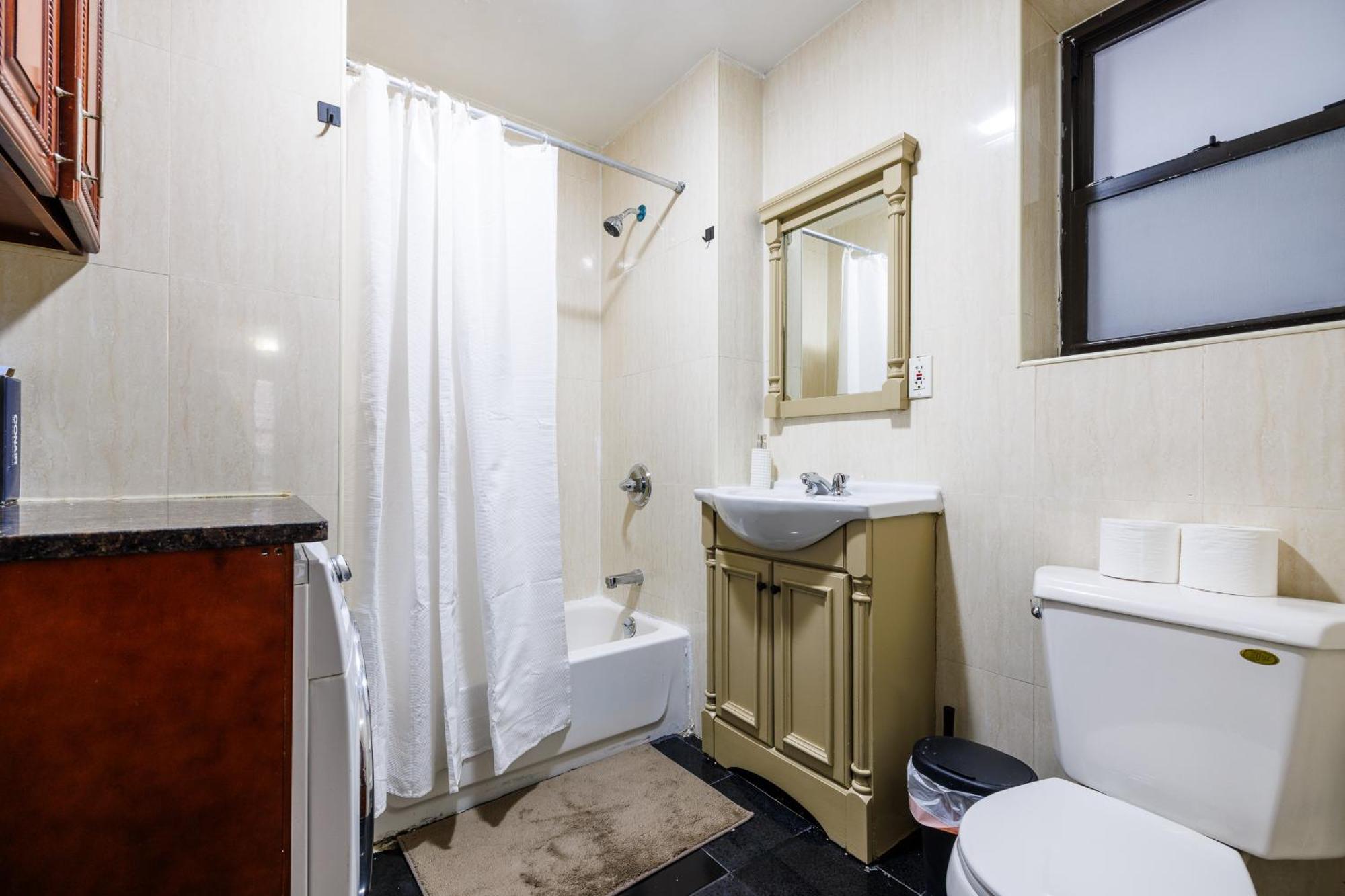 Discover The Comfort Of Columbia Area-4 Apartment *